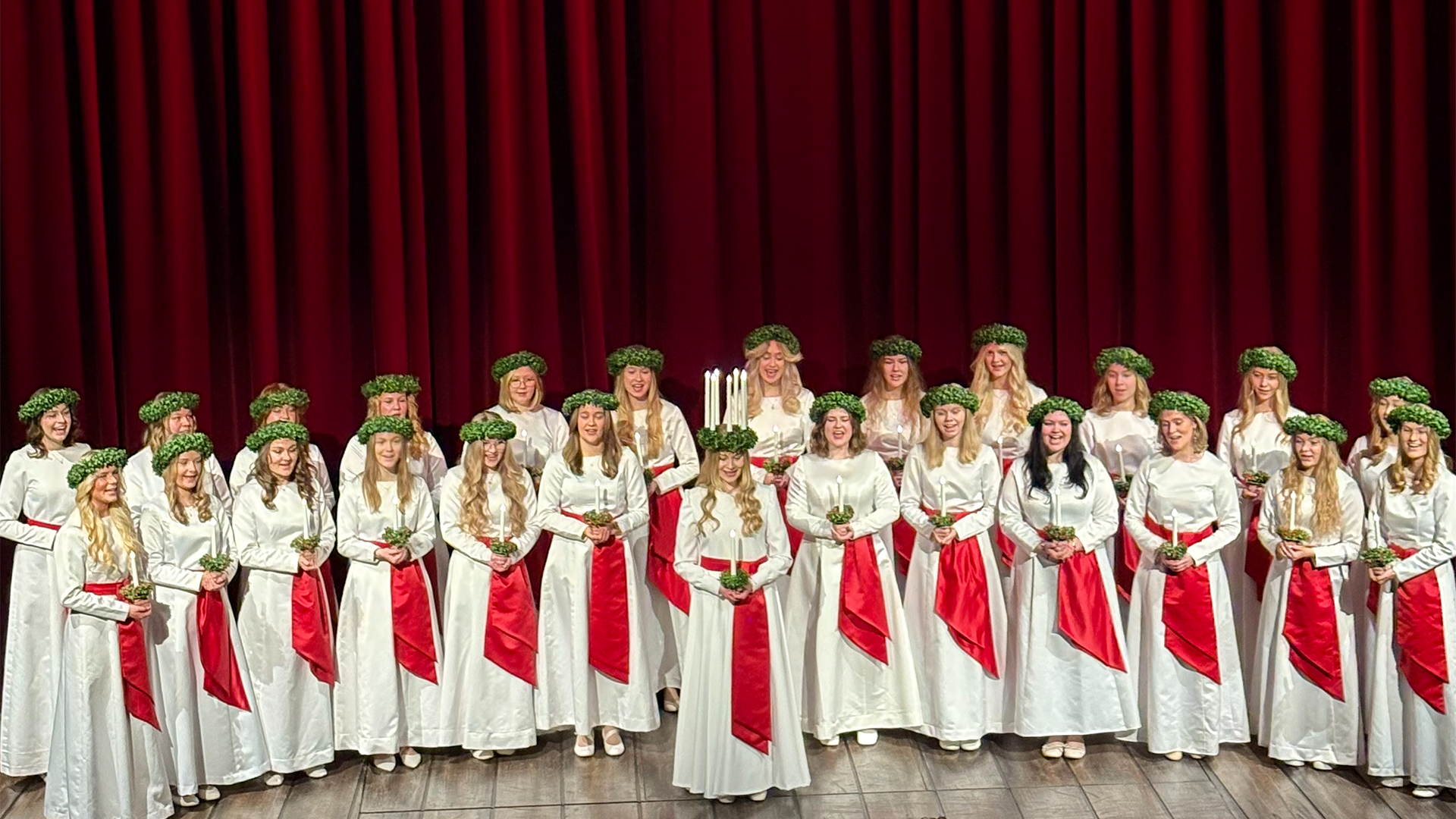 Lucia spred ljus i mörkret